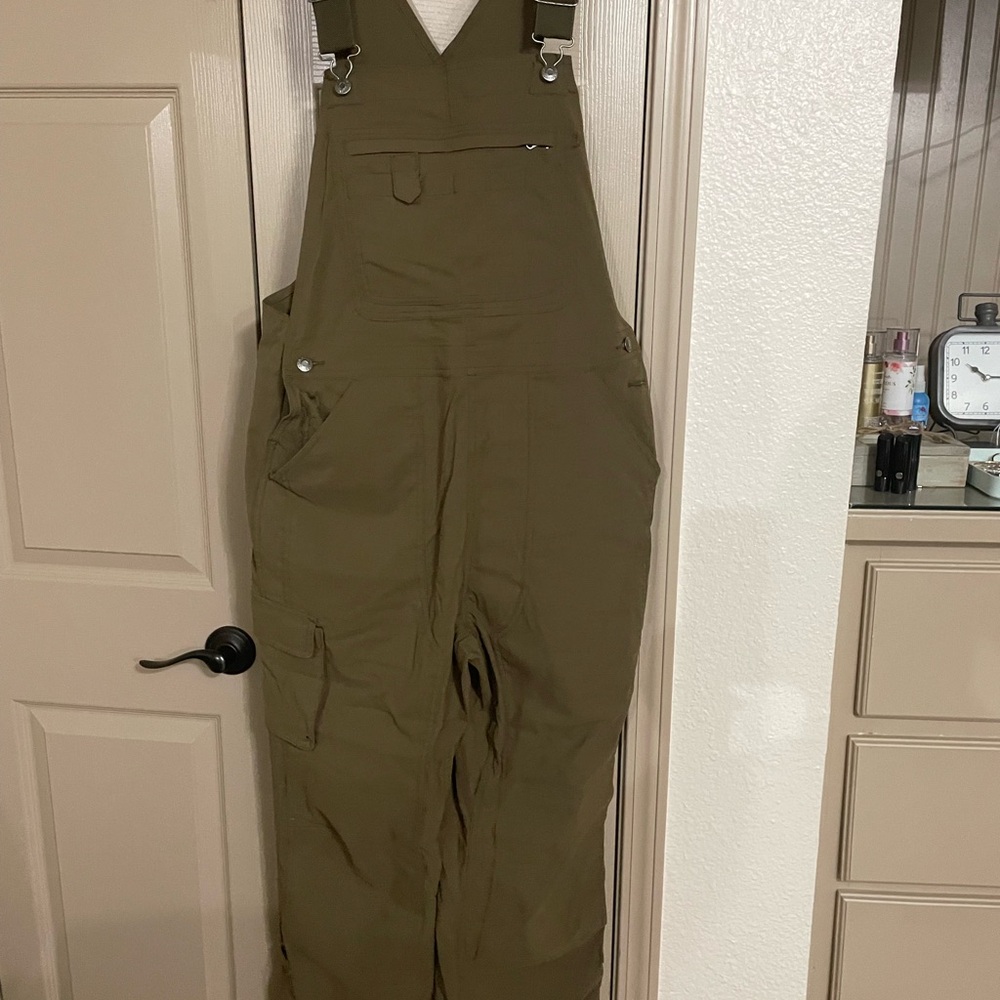 Duluth Trading Co Olive Jumpsuit
